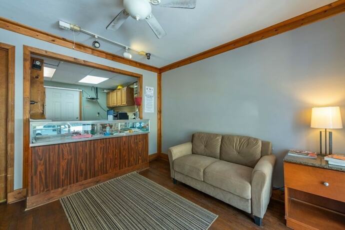 Imagen general del Hotel Geneva and Tiki Bar. Foto 6