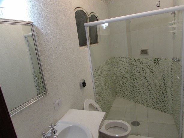 Imagen de la habitación del Hotel Geneve. Foto 9