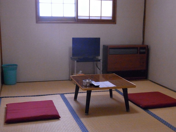 Imagen de la habitación del Hotel Genghis Khan Lodge. Foto 13