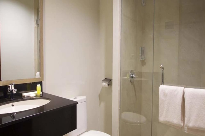 Imagen de la habitación del Hotel Genio Manado. Foto 8