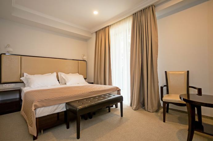 Imagen de la habitación del Hotel Genio, Tbilisi. Foto 4