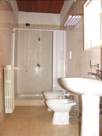 Imagen de la habitación del Hotel Genius, Corato. Foto 12