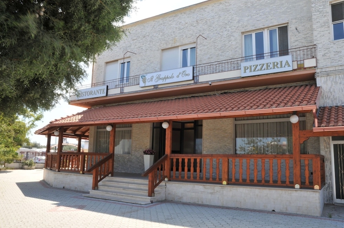 Imagen del bar/restaurante del Hotel Genius. Foto 5