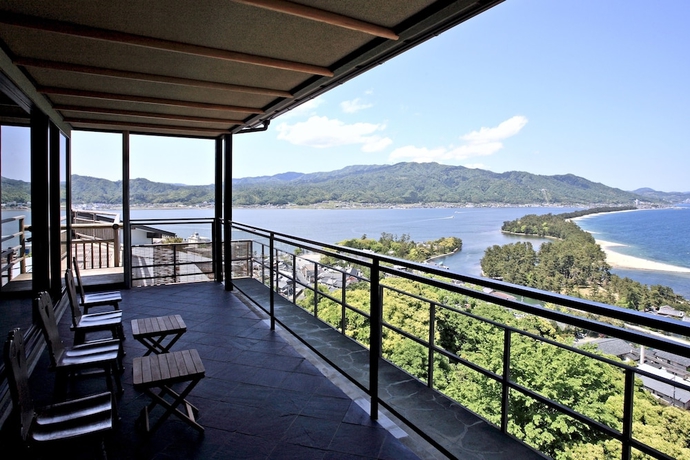 Imagen de los interiores del Hotel Genmyoan. Foto 16
