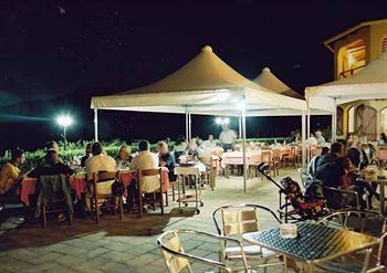 Imagen del bar/restaurante del Hotel Genna E Masoni. Foto 3