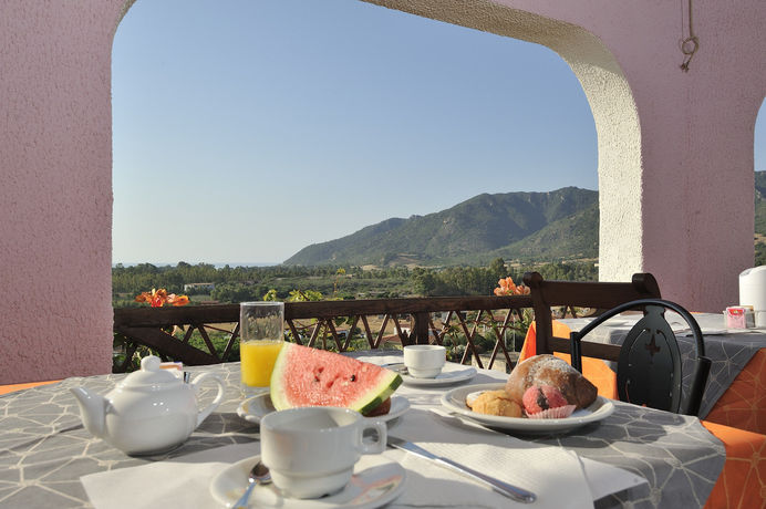 Imagen de los exteriores del Hotel Genna E Masoni. Foto 16