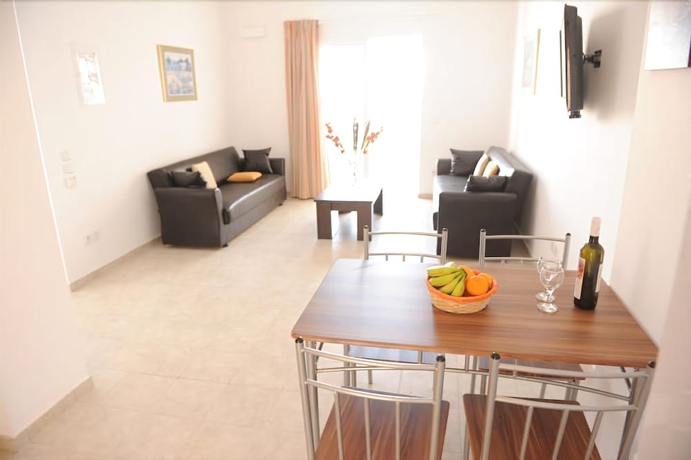 Imagen de la habitación del Hotel Gennadi Gardens. Foto 6