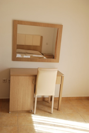 Imagen de la habitación del Hotel Gennadi Gardens. Foto 9