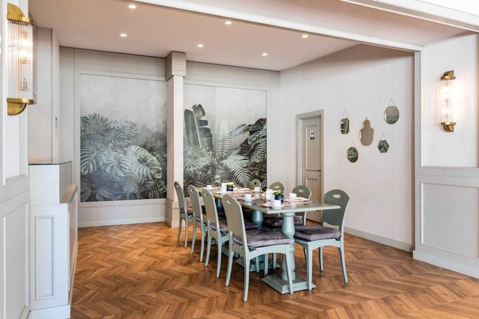 Imagen de los interiores del Hotel Genova, Fatih. Foto 10