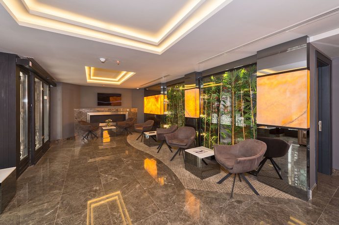 Imagen de los interiores del Hotel Genova, Fatih. Foto 17