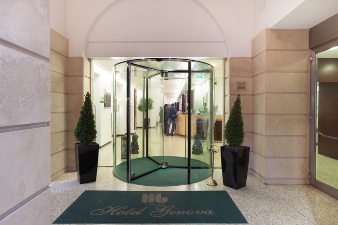 Imagen de los exteriores del Hotel Genova, Termini. Foto 13