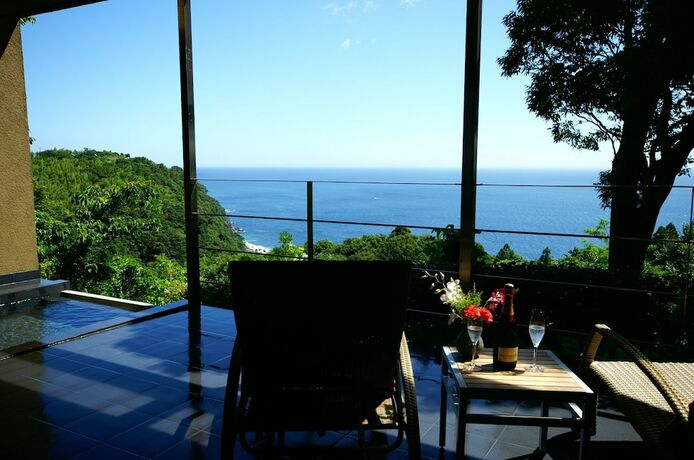 Imagen general del Hotel Gensen To Hanare No Oyado Tsuki. Foto 4