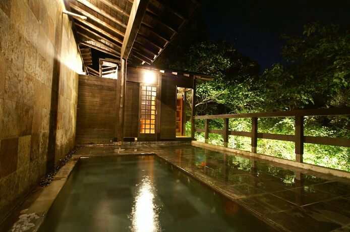 Imagen general del Hotel Gensen To Hanare No Oyado Tsuki. Foto 15