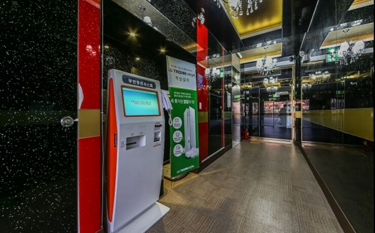 Imagen de los interiores del Hotel Gentleman. Foto 20