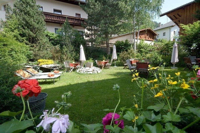 Imagen de los exteriores del Hotel Genuss-boutique Bandb Wienerhof. Foto 16