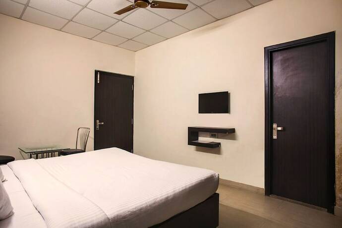 Imagen de la habitación del Hotel Genx Sundaram, Haldwani. Foto 6