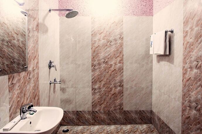 Imagen de la habitación del Hotel Genx Sundaram, Haldwani. Foto 8