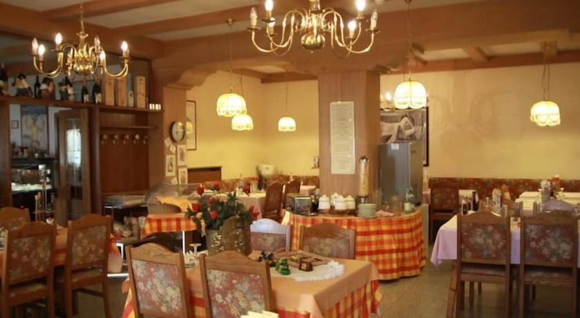 Imagen del bar/restaurante del Hotel Genziana, Bormio. Foto 4