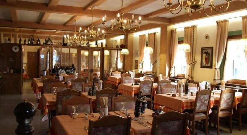 Imagen del bar/restaurante del Hotel Genziana, Bormio. Foto 8