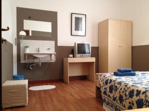 Imagen de la habitación del Hotel Genziana, Génova. Foto 6