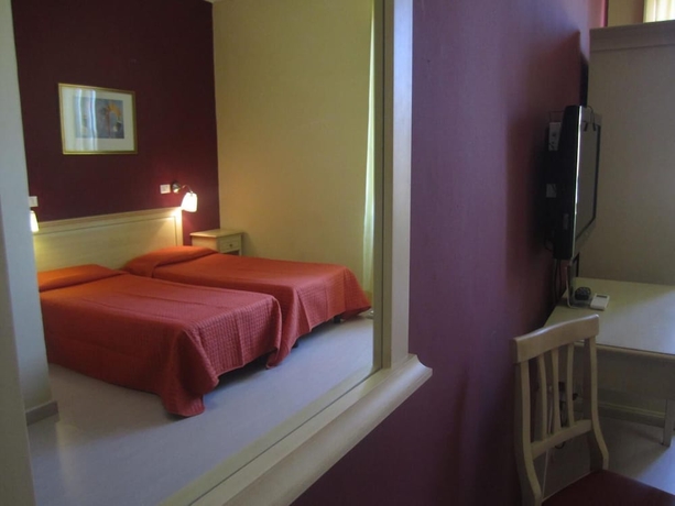 Imagen de la habitación del Hotel Genzianella, Florencia. Foto 12