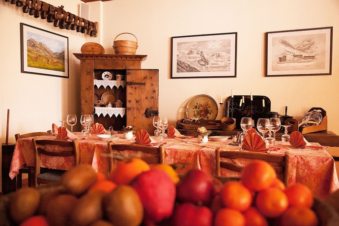 Imagen del bar/restaurante del Hotel Genzianella, SANTA CATERINA VALFURVA. Foto 5
