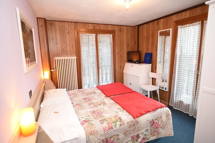 Imagen de la habitación del Hotel Genzianella, Saint Jacques. Foto 14