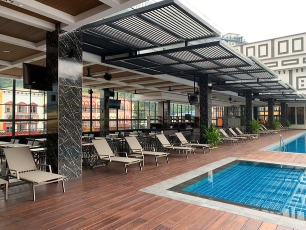 Imagen de la piscina del Hotel Geo Resort and hotel. Foto 19