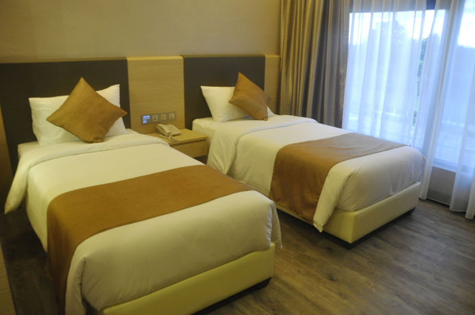 Imagen de la habitación del Hotel Geobay. Foto 4