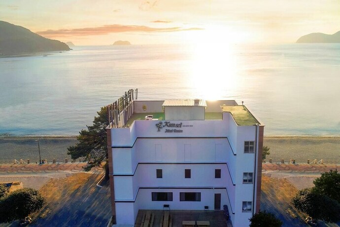 Imagen general del Hotel Geoje Big Sol Pension. Foto 1