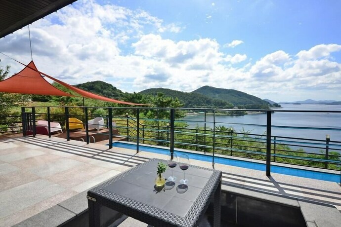 Imagen de la habitación del Hotel Geoje Noelbada Pension. Foto 1