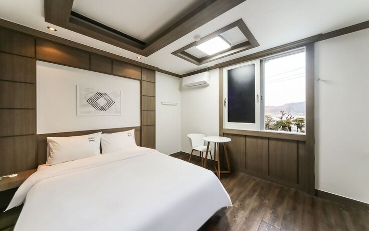 Imagen general del Hotel Geojedo Branch Cell Phoenix. Foto 1