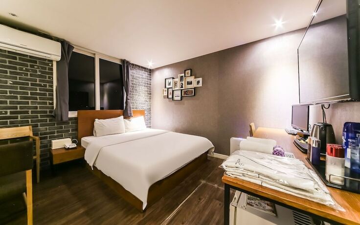 Imagen general del Hotel Geojedo Gohyeon MVG. Foto 1