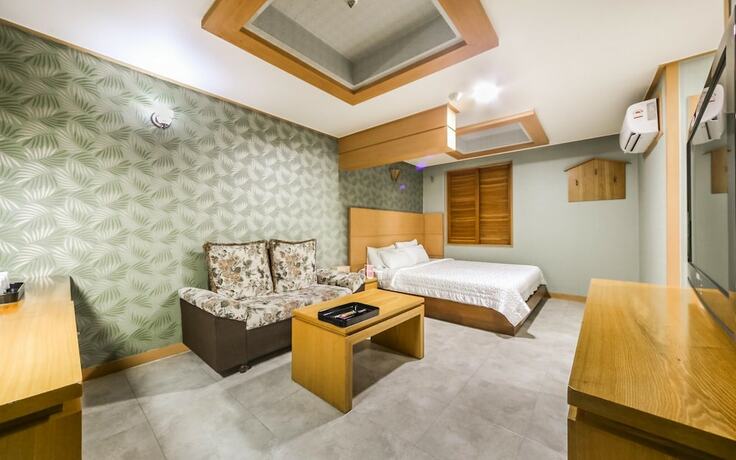 Imagen general del Hotel Geojedo Jangpyeong Prada. Foto 1