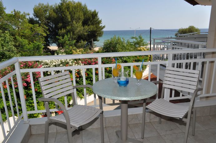 Imagen del bar/restaurante del Hotel Georgalas Sun Beach Resort. Foto 4