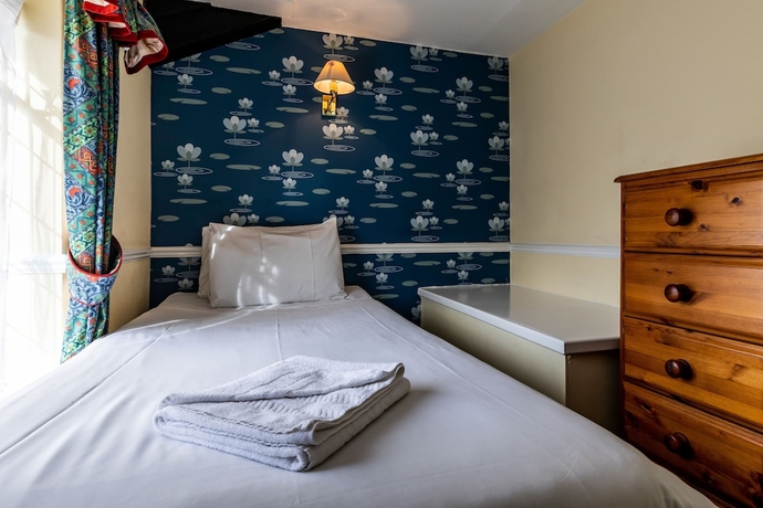 Imagen de la habitación del Hotel George Amesbury Stonehenge. Foto 3