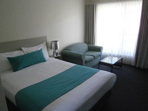 Imagen de la habitación del Hotel George Bass Motor Inn. Foto 6