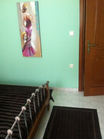 Imagen de la habitación del Hotel George Beach Studios. Foto 17