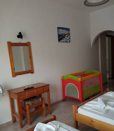 Imagen general del Hotel George Studios Stalida. Foto 8