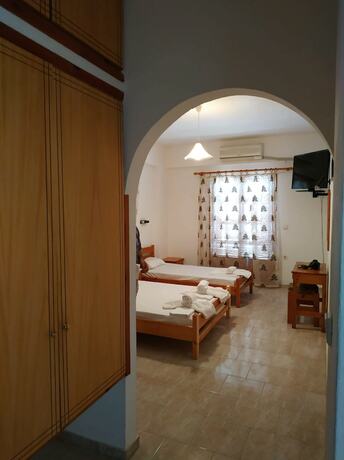 Imagen de la habitación del Hotel George Studios Stalida. Foto 16
