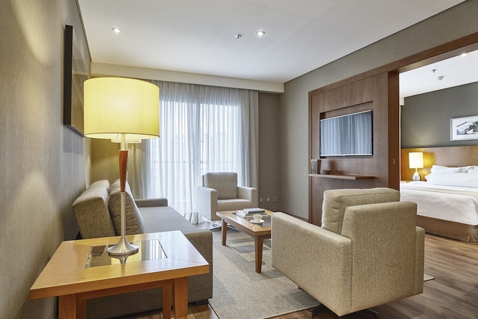 Imagen de la habitación del Hotel George V Casa Branca. Foto 6