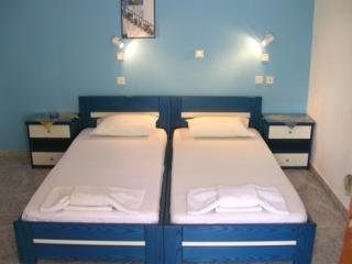Imagen de la habitación del Hotel George & Christos. Foto 2