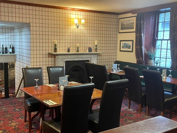 Imagen del bar/restaurante del Hotel George and Dragon Dent. Foto 5