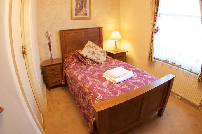 Imagen de la habitación del Hotel George and Pilgrims. Foto 6