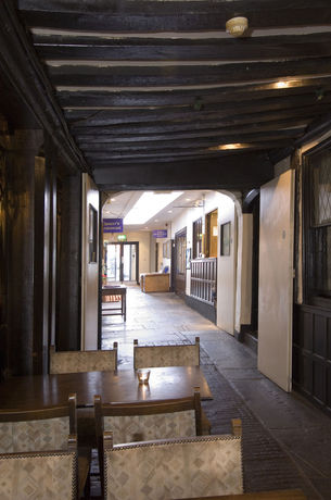 Imagen de la habitación del Hotel George and Pilgrims. Foto 10