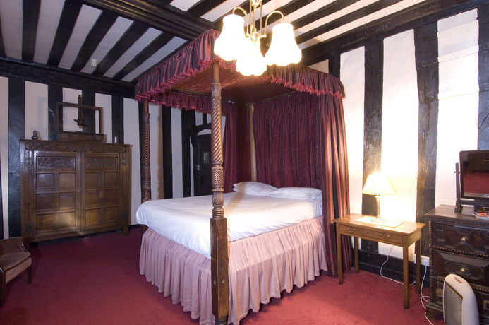 Imagen de la habitación del Hotel George and Pilgrims. Foto 13