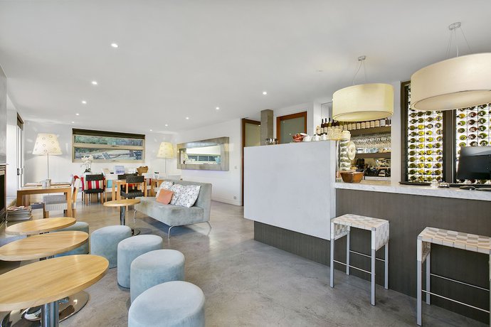 Imagen del bar/restaurante del Hotel Georges Boutique Hotel and Culinary Retreat. Foto 6