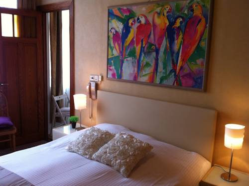 Imagen de la habitación del Hotel Georges. Foto 4