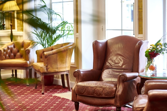 Imagen de los interiores del Hotel Georges Vi. Foto 19