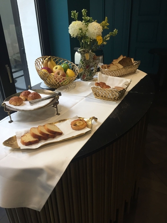 Imagen del bar/restaurante del Hotel Georges Washington. Foto 3